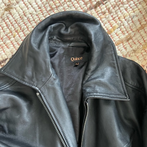 QUINCE 100% Leather Oversized Bomber Jacket - Picture 3 of 11